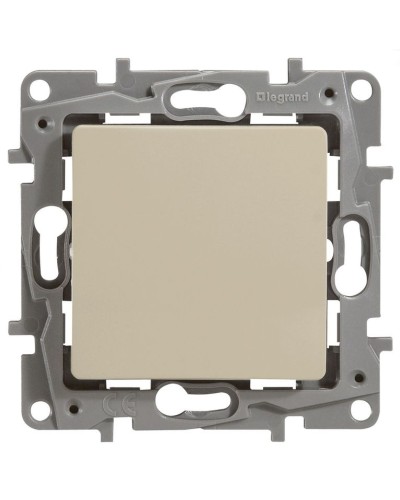 Выключатель 10AX-250В ETIKA, слоновая кость (672301). Выключатель. LegranD в Пушкино